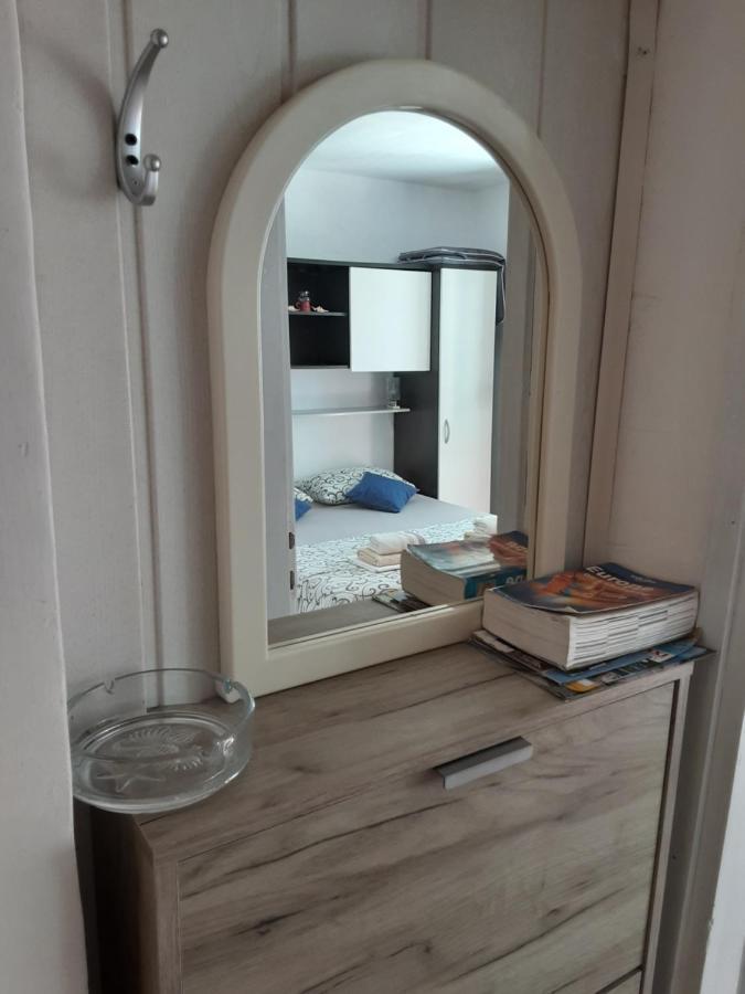 Apartment Vesna Milna  Bagian luar foto