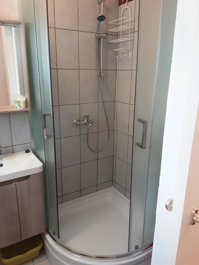 Apartment Vesna Milna  Bagian luar foto