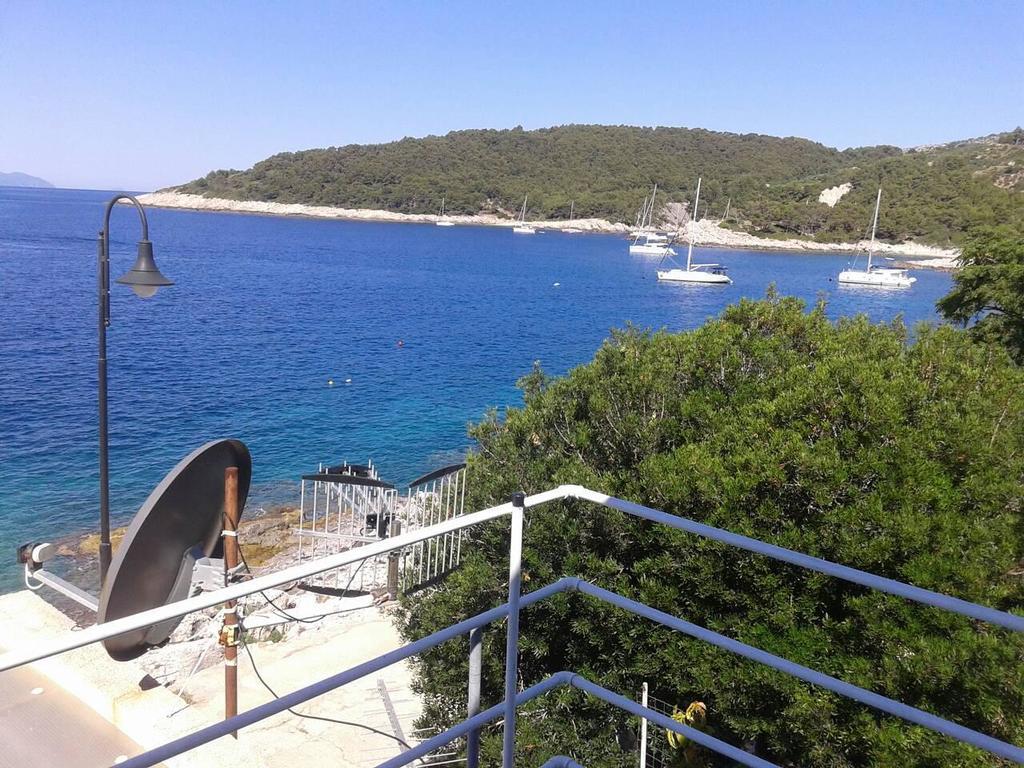 Apartment Vesna Milna  Bagian luar foto