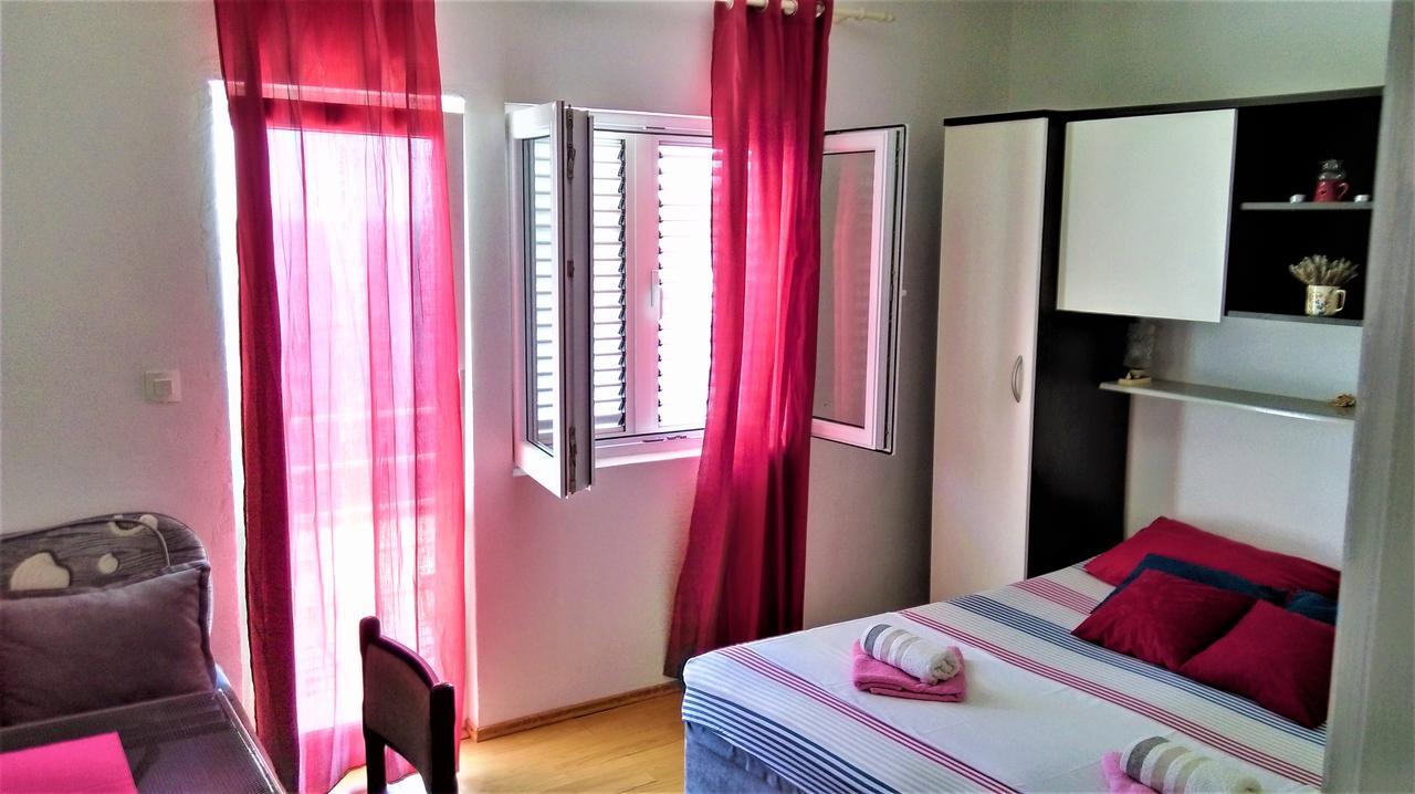 Apartment Vesna Milna  Bagian luar foto